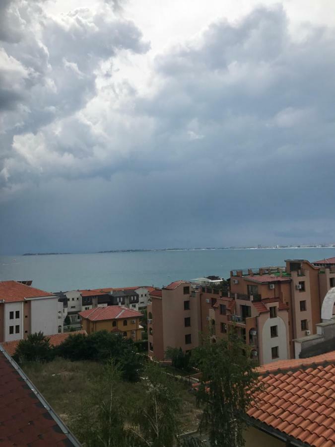 Стаи И Апартаменти Под Наем Свети-Влас Экстерьер фото